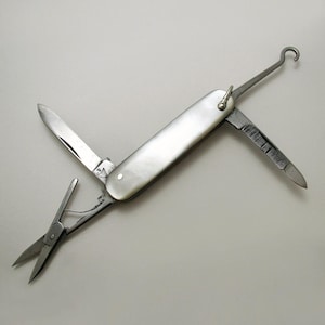 Top Quality Wade Wingfield Rowbotham Sheffield Victorian Antique c1880 Multi-Tool Folding Pocket Penknife Mother of Pearl High Carbon Steel