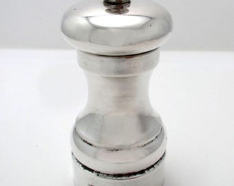 Hallmarked Vintage Sterling Silver Salt Mill, Peter Piper Grinder 4", Harrison Brothers & Howson London 1995