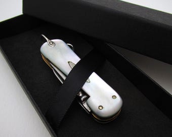 Antique Sheffield c1900 Small Pocket 4-Piece Multi Tool Folding Penknife Mother of Pearl Steel High Carbon Steel Button Hook