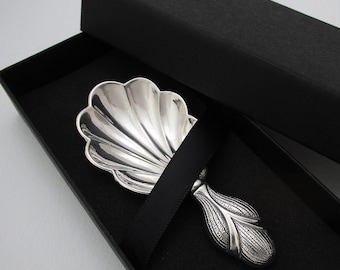 Fine Italian Vintage Gianmaria Buccellati Solid Sterling Silver Tea SHELL Caddy Spoon.
