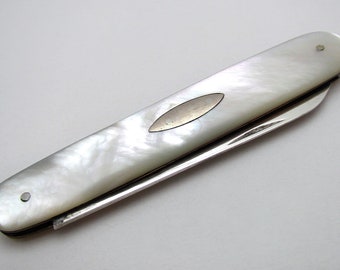 Quality Antique Sterling Silver & Mother of Pearl Folding Fruit Penknife, Sheffield 1924.