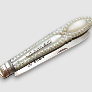 Gran cuchillo de fruta antiguo victoriano de plata esterlina y nácar de Thomas Marples