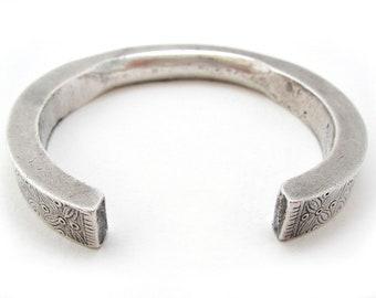 Rare 19th-Century Hmong or Mien Tribal Antique Solid Sterling Silver Heavy Bangle Bracelet, Northern Thailand.
