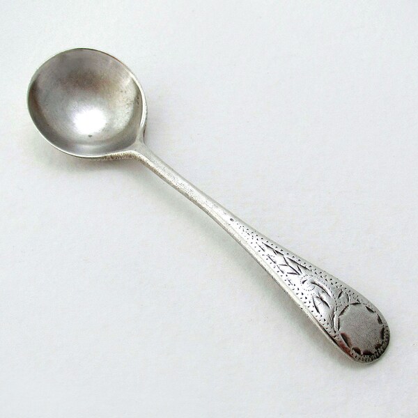 Antique Victorian 1897 Bright-Cut Engraved Solid Sterling Silver Small Mustard Pot Salt Spoon.