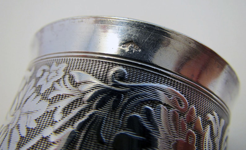 Minerva .950 c1890 Guilloche flowers 19th-century Antique French Solid Sterling Silver Hallmarked Serviette NAPKIN RING