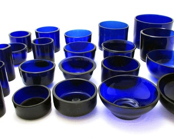 2 1/2" to 2 3/4" Diameter. Replacement CIRCULAR/ROUND Bristol Cobalt Blue Glass Liner for Silver Salt/Inkwell/Mustard Pot