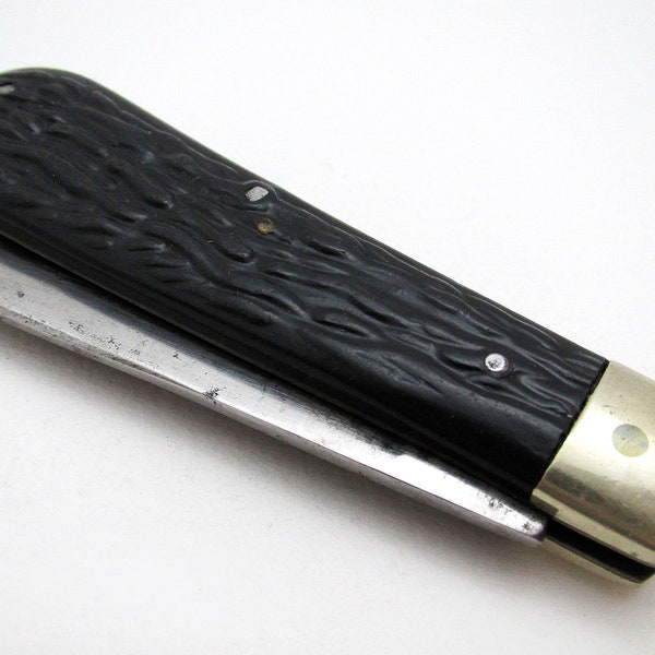 Vintage Folding Lambfoot Pocketknife, A. Wright & Son Sheffield.