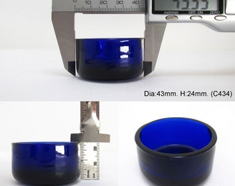 1 11/16" to 1 3/4" Diameter. Replacement CIRCULAR/ROUND Bristol Cobalt Blue Glass Liner for Silver Salt/Inkwell/Mustard Pot