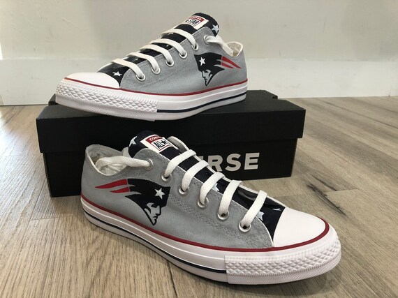 converse patriots sneakers