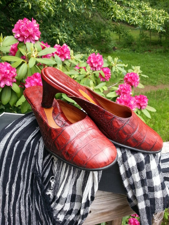 Boc hotsell red shoes