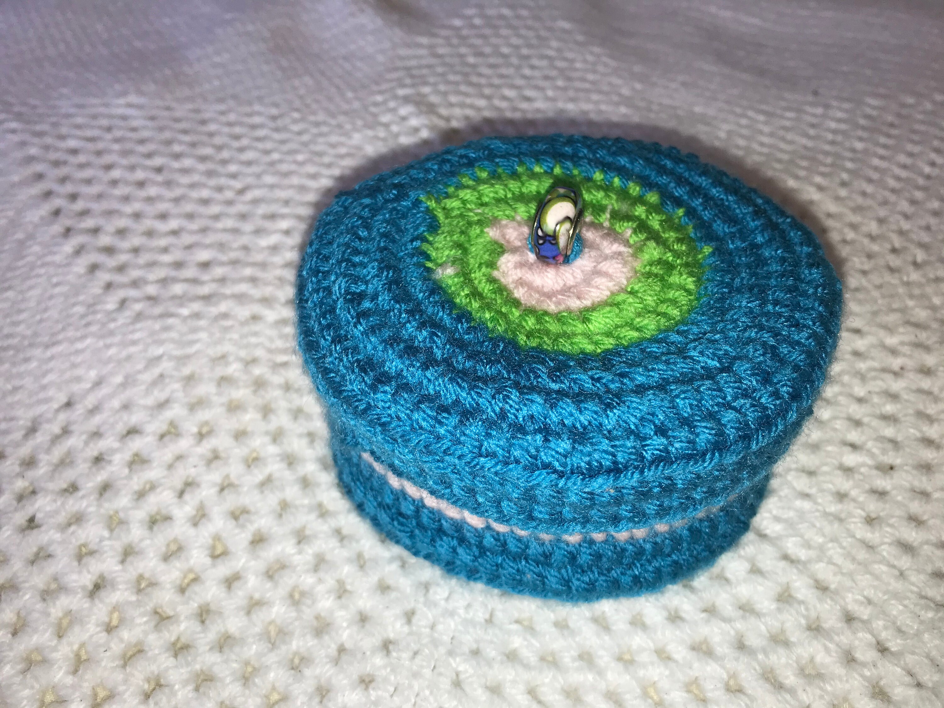Crochet jewelry basket with wire Etsy