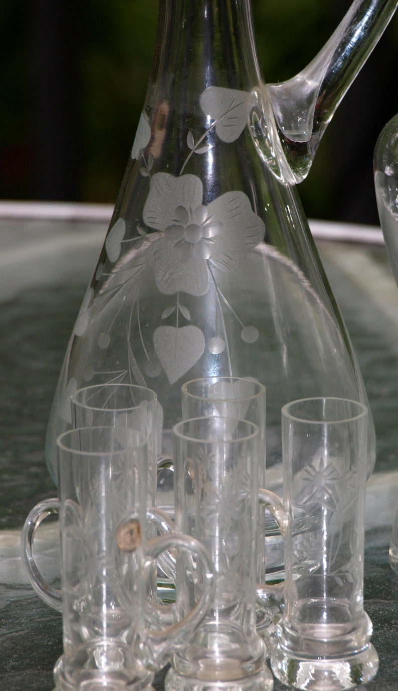 Beautiful Vintage Decanter Set Etched Glass Frosted Flowers Etsy