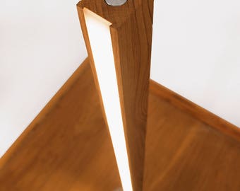 Lampa podłogowa Ściemnialna lampa stojąca z drewna Lampa LED z drewna