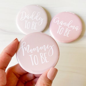 Neutral Baby Shower Button Pins, Mommy to be, Daddy to be Badge, Magnet Buttons, Party Favors, Beige Buttons, Pink Buttons