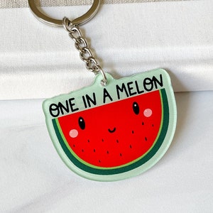 Uno en un llavero acrílico de melón, doble cara, afirmaciones positivas, uno en un millón, sandía