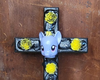 Pony Gothic Cross, Occult Decor, Satanic Decor, Gothic Decor, Horror Decor, Crucifix, Altar Decor, Witchy Decor, Halloween Decor