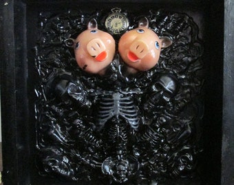 Conjoined Piggies Shadowbox, Art, Gothic Decor, Halloween, Occult, Satanic, Doll Parts, Witchy Decor, Home Decor, Horror Decor, Oddity Box