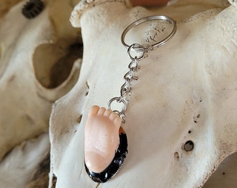 Doll Foot Keychain, Gothic Keychain, Oddity Keychain, Weird Accessories, Doll Keychain, Lanyard Accessories, Bag Accessories