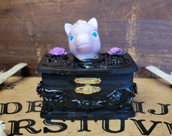 Pony Head Trinket Box, Gothic Decor, Home Decor, Dark Art, Witchy Decor, Occult Decor, Pagan Decor, Satanic Decor, Jewelry Box