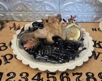Cow Bone Cake Tray, Witchy Decor, Halloween Decor, Altar Decor, Occult Decor, Satanic Decor, Home Decor, Gothic Decor, Cottagecore