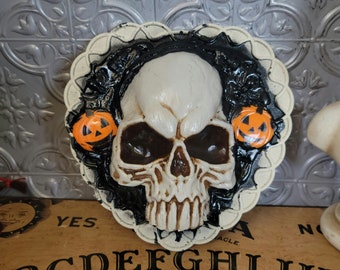 Skull Cake Tray, Witchy Decor, Halloween Decor, Altar Decor, Occult Decor, Satanic Decor, Home Decor, Gothic Decor, Cottagecore