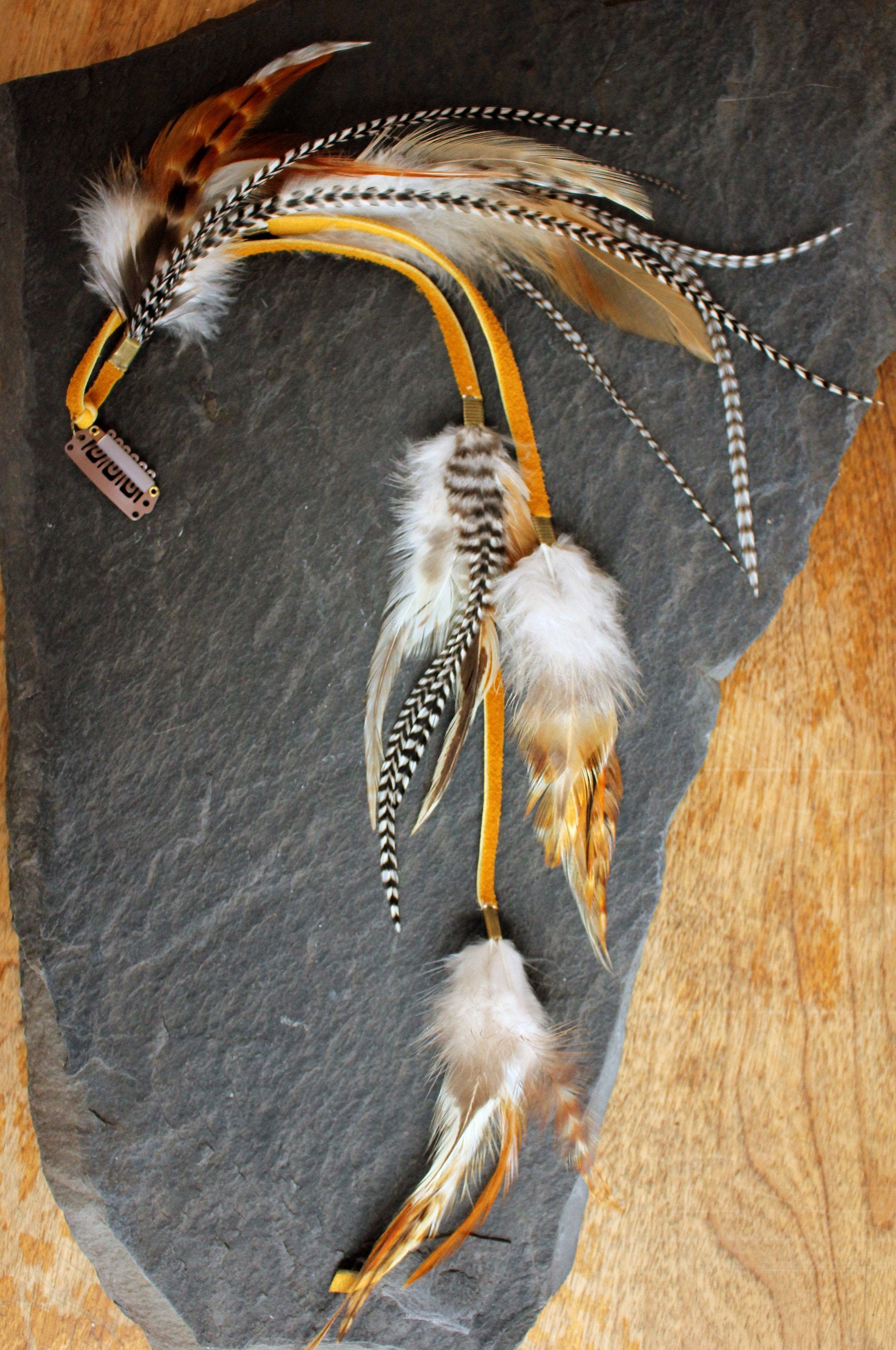 Feather hair clip These feather hair clips are sooo beautiful and will be  main image 2