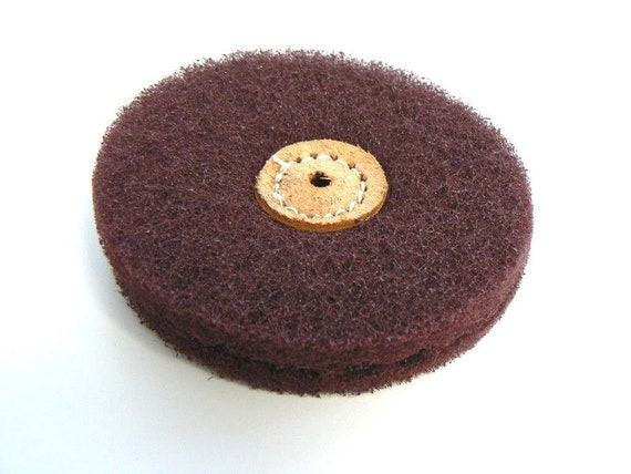 SATIN FINISH BUFF WHEEL 3 PLY 4” MEDIUM ALUMINUM OXIDE BRUSH SURFACE FINISH