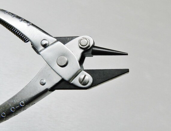 JTS Parallel Action Pliers Flat Nose Smooth Jaw 5-1/2 Jewelry Plier 140mm w/ Spring