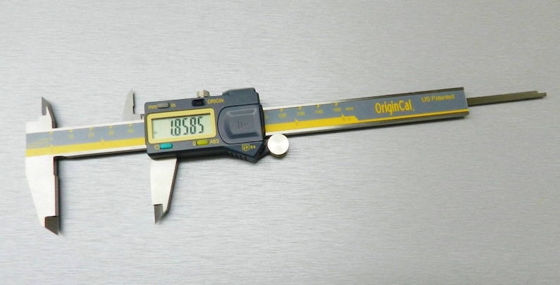 iGaging Origin Cal Absolute Origin Electronic Caliper 6-150mm DIGITAL IP54 S.S. 11E FRE