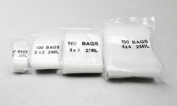  Paquete de 400 bolsas pequeñas de plástico transparente de 2  mil, 2 tamaños surtidos, 1.5 x 1.5 pulgadas, bolsas de plástico  transparente duradero resellable con cremallera para joyas, cuentas, :  Salud y Hogar