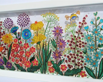 ワイルドフラワーガラス絵画：カラフルな花のサンキャッチャー