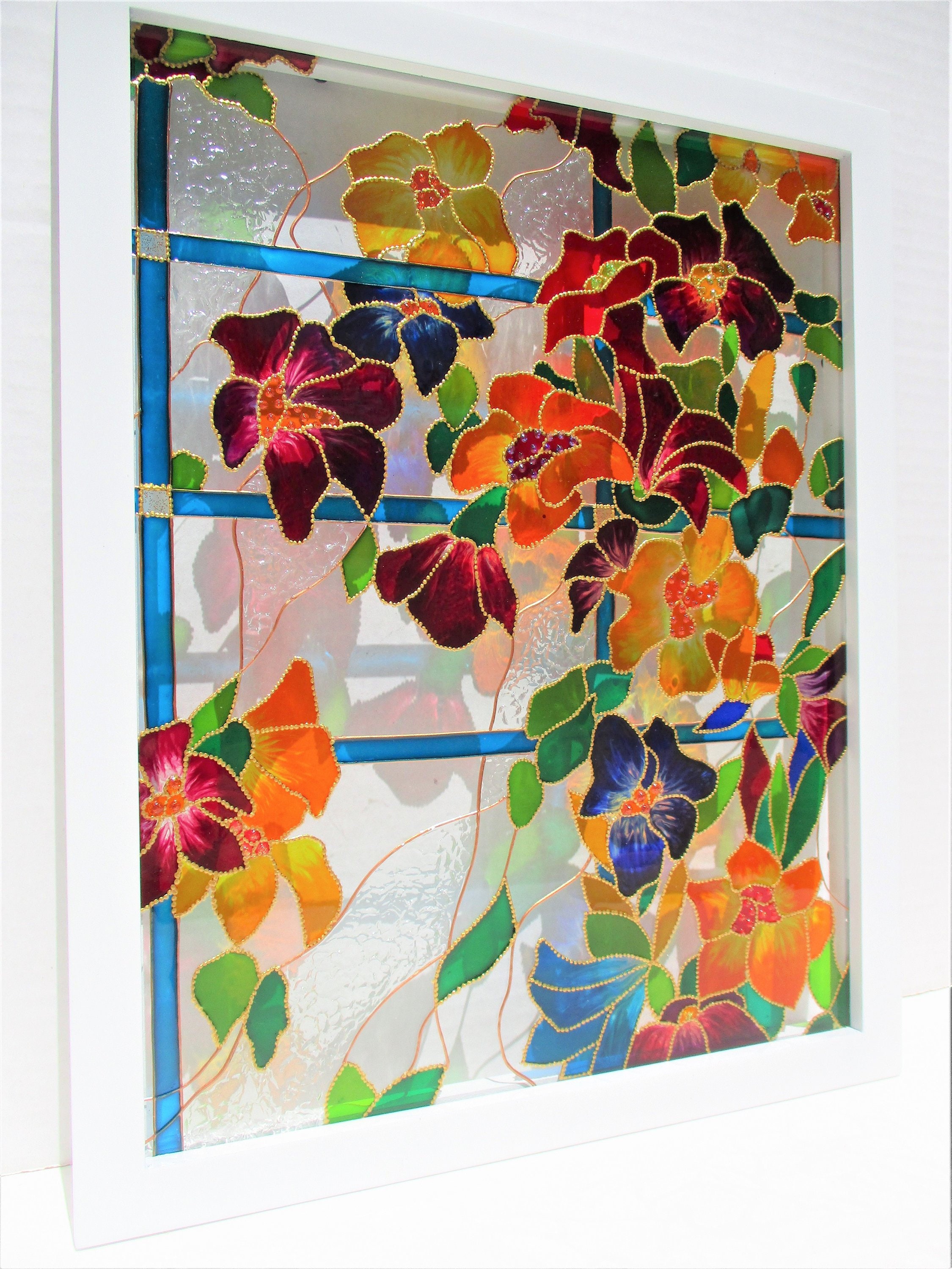 Acchiappasole in vetro colorato dipinto a mano: decorazione per finestra con papaveri rossi e fiori selvatici - Italia