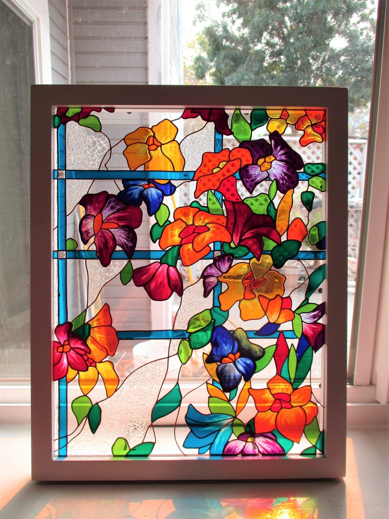 Fleurs Art Peinture En Verre Vitrail Sun Catcher Verre Peint Etsy fleurs-art-peinture-en-verre-vitrail-sun-catcher-verre-peint-etsy