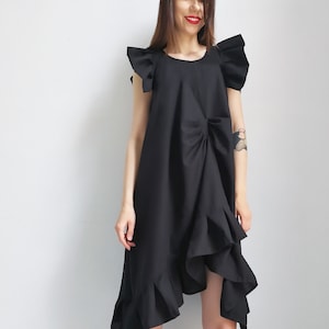 Extravagant Black Linen Dress / Linen Dress / Avant Garde Linen Dress / Summer Linen Dress / Plus Size Clothing / Linen Clothing