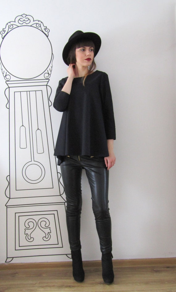 Extravagant  Loose Fit Blouse / Long Sleeve Tunic / Crop Blouse by FabraModaStudio / B308
