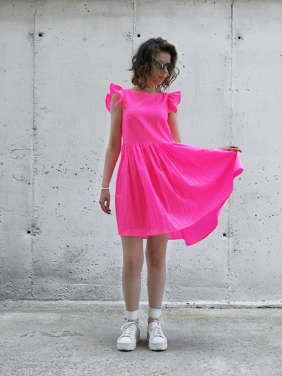 neon pink dress plus size