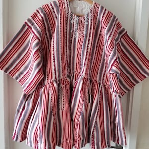Beautiful Northern Ghana Men Hand Woven Traditional Smock, Fugu Top/Batakari/Smock With Sleeves.