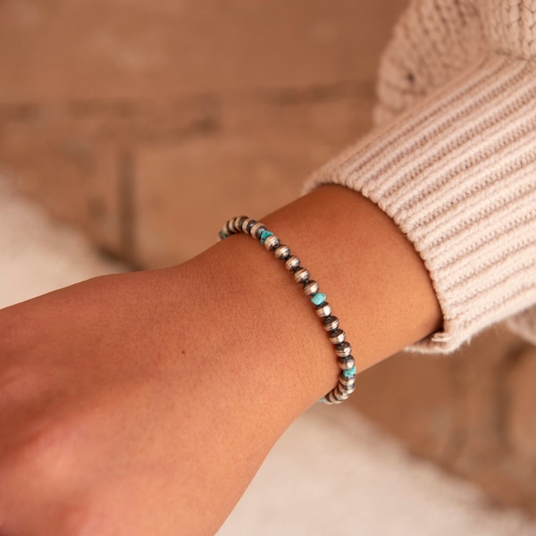Pulsera de perlas del desierto de plata esterlina: joyería del suroeste con cuentas turquesas