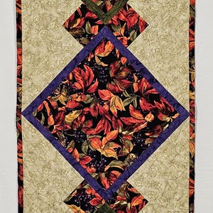 Fall Leaves Table-runner | Quilted Home Decor | Autumn Art | Thanksgiving Gift Idea
