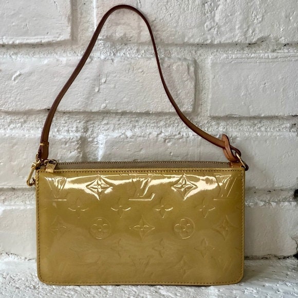 Vintage Louis Vuitton Lexington Pochette Vernis Baguette 