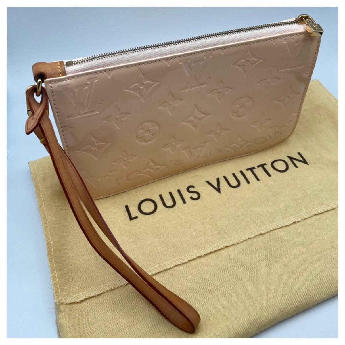 Louis Vuitton Vernis Lexington Pochette Dyed Blue  Louis vuitton vernis, Louis  vuitton, Custom purses