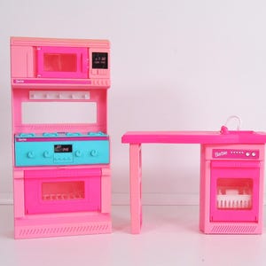 Vintage 1994 Barbie &quot;So Much to Do&quot; Kitchen Playset by Mattel
