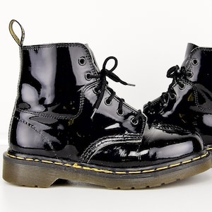 Vintage Doc Martens Black Glossy Leather Boots: Made in England, 1990s (Size 6)