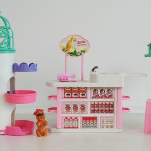 Vintage 1997 Barbie Pet Shop Playset by Mattel