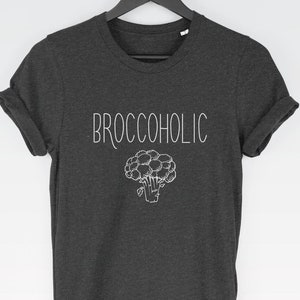 Vegan T-shirt Broccoholic tee // funny vegan shirt / vegan gift / funny vegan t-shirt / vegan top / vegetarian t-shirt / veggie t-shirt /