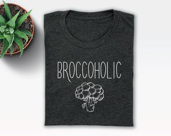 Vegan T-shirt Broccoholic tee // funny vegan shirt / vegan gift / funny vegan t-shirt / vegan top / vegetarian t-shirt / veggie t-shirt /