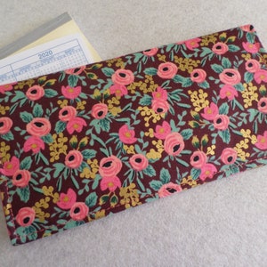 Cubierta de chequera de tela floral de oro coral hecha a mano lista para enviar envío estándar GRATIS de EE. UU.