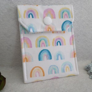 Rainbows Fabric Funda anticonceptiva Mini bolsa Titular de la tarjeta de visita Listo para enviar Envío estándar GRATIS