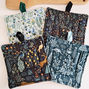 Rifle Paper Co Menagerie - kleiner gesteppter 6,5-Zoll-Untersetzer, Topflappen, Topflappen, handgemacht