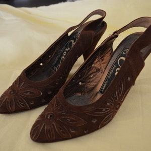 Vintage Y2K Genuine Leather Pointed Kitten Heels Size 37